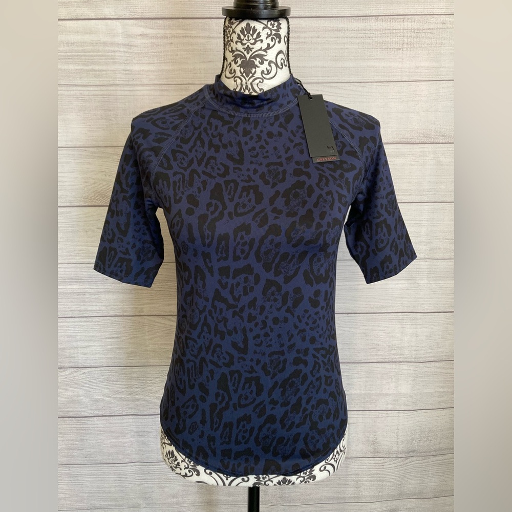 Greyson | NWT Women’s Athletic Leopard Shirt Sleeve Top